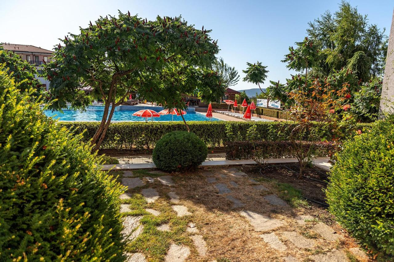 Harmony Hills Kolevi Apartments Рогачево Экстерьер фото